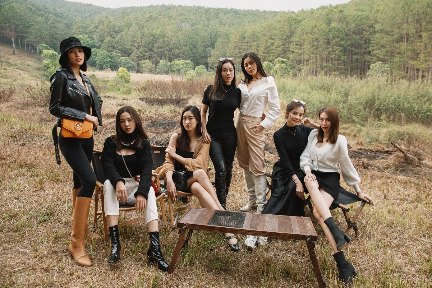 Thùy Tiên và hội chị em thân thiết thường xuyên đi du lịch cùng nhau.