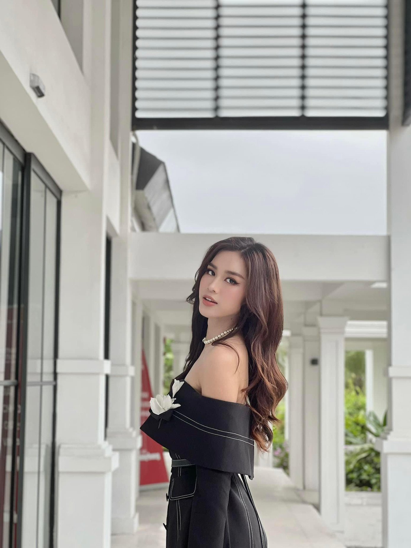 Nhan sắc của Đỗ Thị Hà được đánh giá là ngày càng 'thăng hạng' sau gần 2 năm đăng quang. Nhan sắc của Đỗ Thị Hà được đánh giá là ngày càng 'thăng hạng' sau gần 2 năm đăng quang.