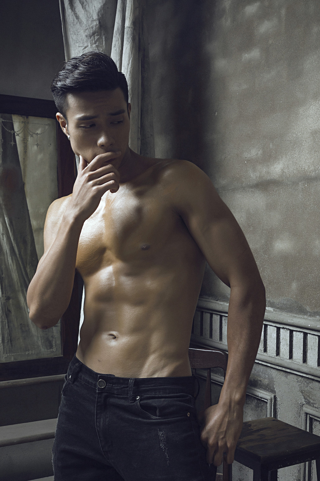 Ngắm body 6 múi cực đỉnh của dàn top 5 Mister Việt Nam 2019 ảnh 4