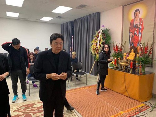 Đông đảo nghệ sĩ đến tiễn biệt Anh Vũ tại Mỹ ảnh 5