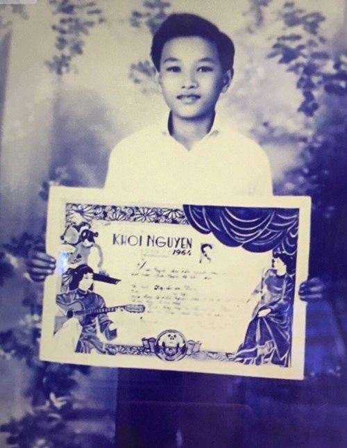 Sau nhiều lần 'trượt', 'ông vua cải lương' Minh Vương được phong tặng NSND ảnh 1