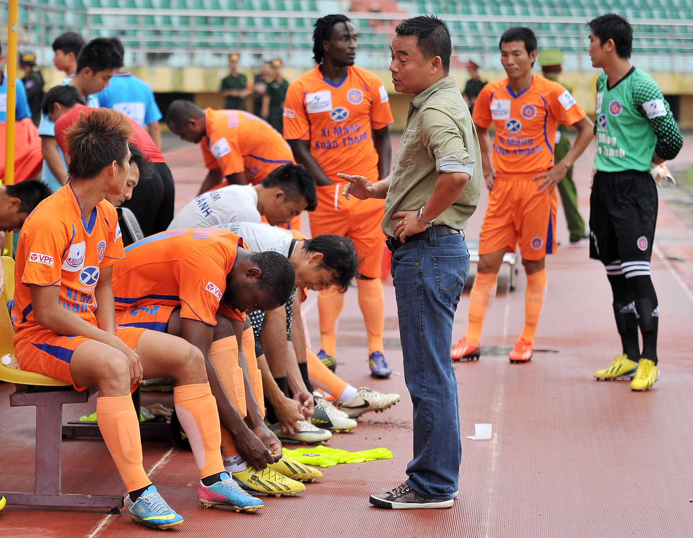 Đội bóng của 'cò' Đại thua