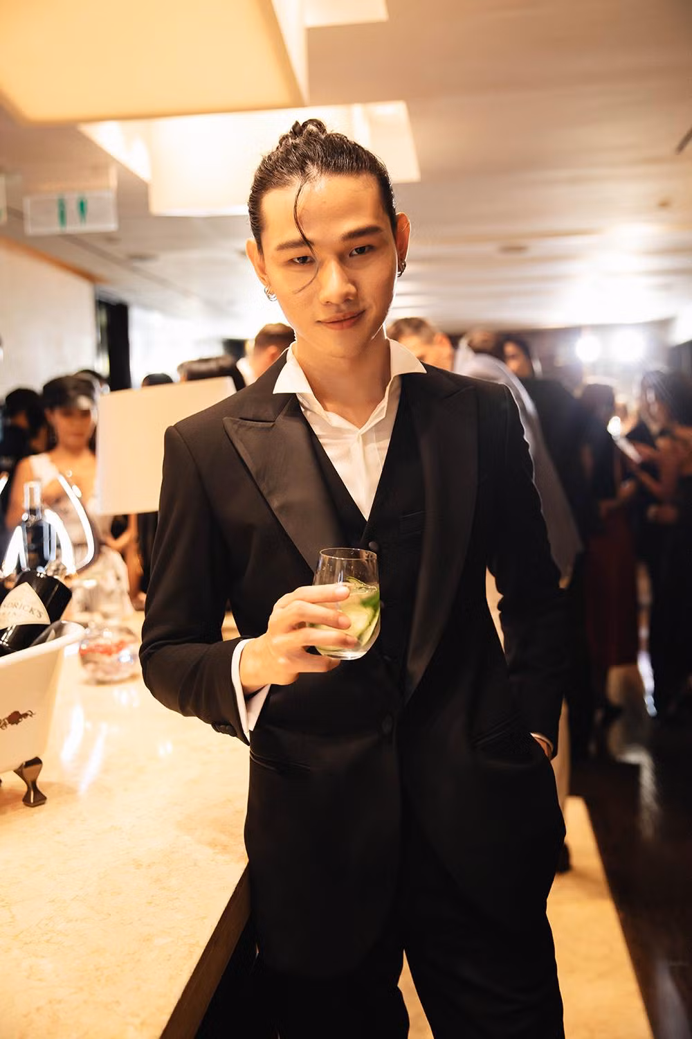 Cậu em út Lừng Nguyễn của team Hà Anh.