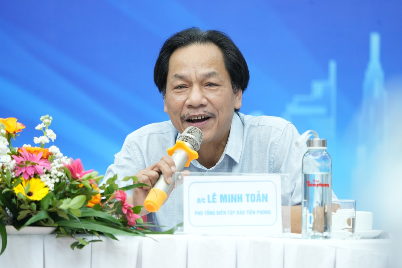 Nhà báo Lê Minh Toản – Phó Tổng Biên tập báo Tiền Phong Nhà báo Lê Minh Toản – Phó Tổng Biên tập báo Tiền Phong