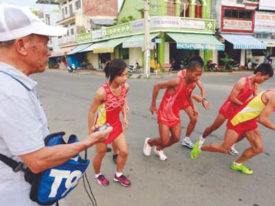 Lão tướng Bùi Lương rèn binh Bình Phước
