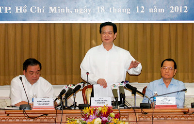 Thủ tướng Nguyễn Tấn Dũng nhấn mạnh, TP Hồ Chí Minh nói riêng và các địa phương nói chung trước hết phải xem xét lại công tác quy hoạch