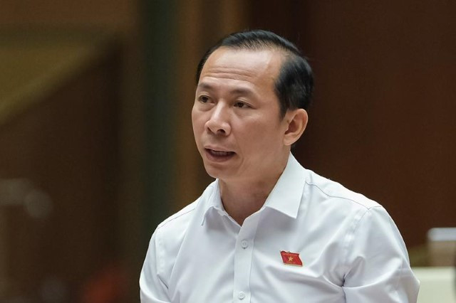 Đại biểu Quốc hội Võ Mạnh Sơn (đoàn Thanh Hóa). Đại biểu Quốc hội Võ Mạnh Sơn (đoàn Thanh Hóa).