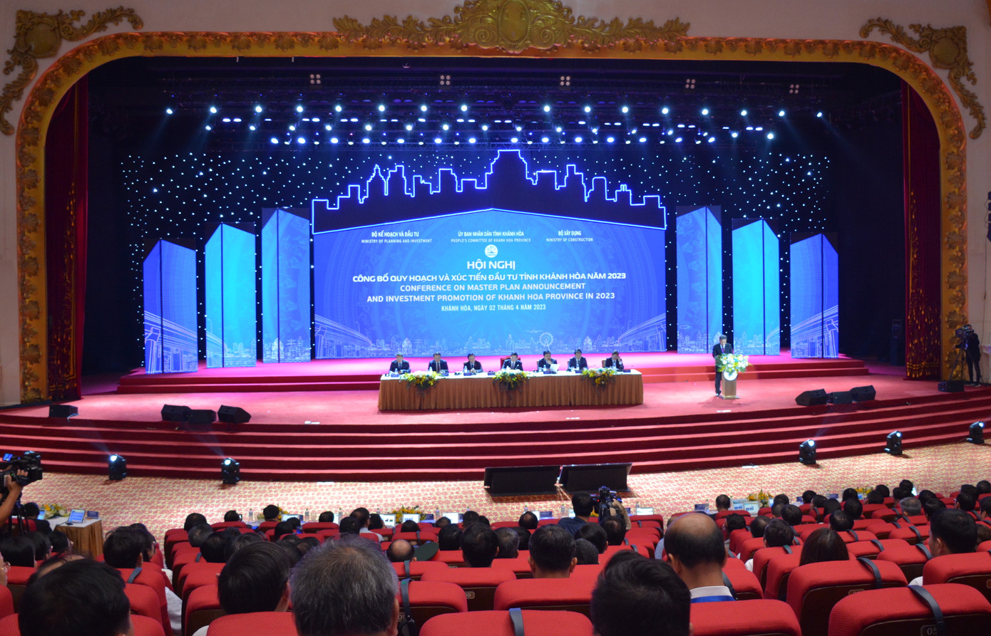 Toàn cảnh hội nghị công bố quy hoạch và xúc tiến đầu tư Khánh Hoà năm 2023. Toàn cảnh hội nghị công bố quy hoạch và xúc tiến đầu tư Khánh Hoà năm 2023.