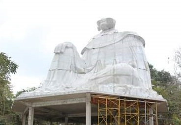 Du khách bức xúc vì doanh nghiệp tự đặt 'trạm BOT' trên núi Sam ảnh 2