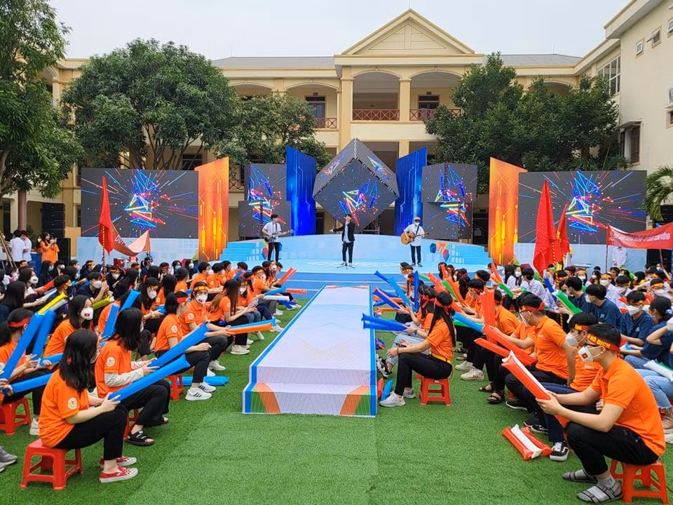 Chàng trai Quảng Ninh Nguyễn Hoàng Khánh vô địch Đường lên đỉnh Olympia năm thứ 21 ảnh 9 Chàng trai Quảng Ninh Nguyễn Hoàng Khánh vô địch Đường lên đỉnh Olympia năm thứ 21 ảnh 9