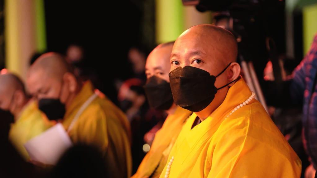 Xúc động lễ tưởng niệm đồng bào tử vong và cán bộ, chiến sĩ hy sinh do đại dịch COVID-19 ảnh 39