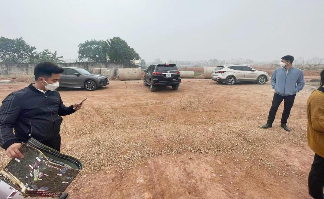 UBND tỉnh Bắc Giang đã ban hành văn bản chỉ đạo Sở Xây dựng tăng cường thanh tra, kiểm tra, quản lý các sàn giao dịch và các doanh nghiệp kinh doanh BĐS trên địa bàn.