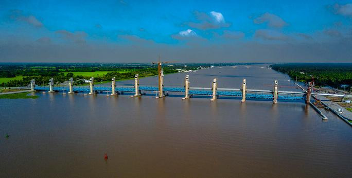 Ngắm siêu công trình thủy lợi Cái Lớn - Cái Bé trước “giờ G” khánh thành - Ảnh 11.