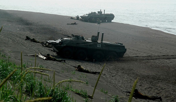 Lực lượng lính thủy đánh bộ Nga sẽ được trang bị các các tổ hợp vũ khí tên lửa robot hóa và xe lội nước siêu cơ động. Lực lượng lính thủy đánh bộ Nga sẽ được trang bị các