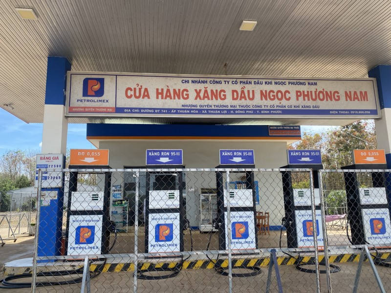 Các chuyên gia cho rằng, cần phải tính đúng, tính đủ các chi phí cho doanh nghiệp để không có tình trạng cây xăng đóng cửa vì thua lỗ kéo dài Các chuyên gia cho rằng, cần phải tính đúng, tính đủ các chi phí cho doanh nghiệp để không có tình trạng cây xăng đóng cửa vì thua lỗ kéo dài