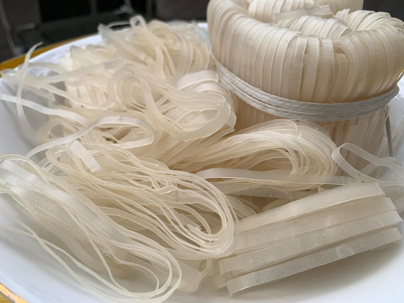 Phở, bún, bánh đa Việt Nam lại vào danh sách bị EC theo dõi hàm lượng thuốc trừ sâu. Phở, bún, bánh đa Việt Nam lại vào danh sách bị EC theo dõi hàm lượng thuốc trừ sâu.