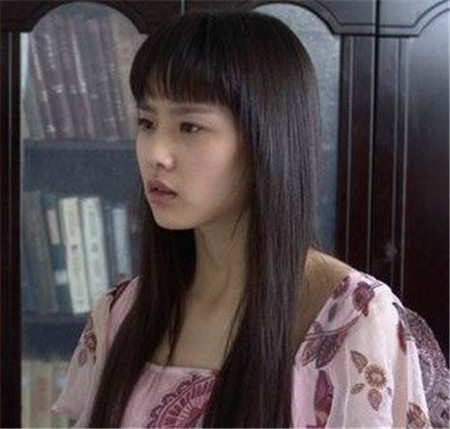 Lưu Thi Thi vẫn đẹp thanh tú