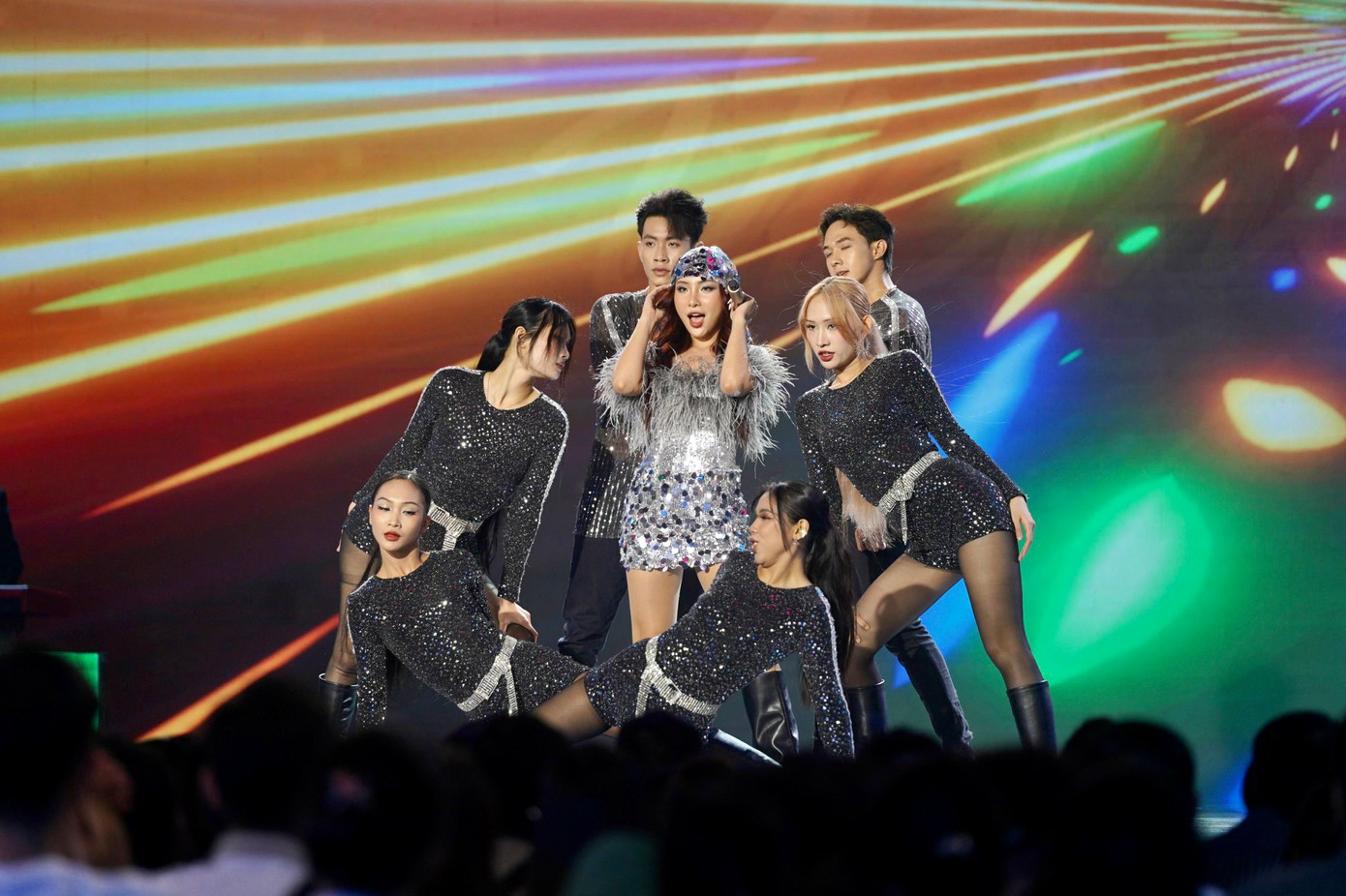 Đã có quá nhiều những hình tượng giải trí đi lên bằng vũ đạo. Ảnh: BTC Đã có quá nhiều những hình tượng giải trí đi lên bằng vũ đạo. Ảnh: BTC