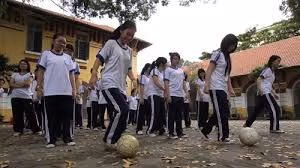 Vì sao giáo dục thể chất bị coi là môn vớ vẩn, đến điểm danh rồi về ảnh 1