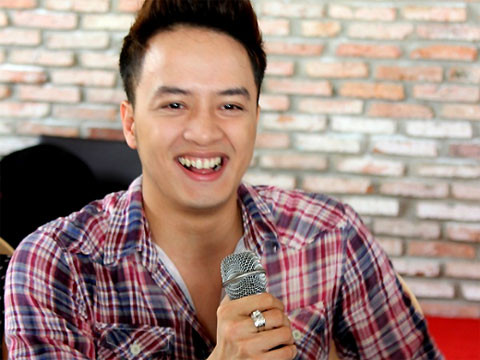 Cao Thái Sơn được các phóng viên chờ đón còn hơn cả tài tử Hollywood sau scandal hôm 23-5 vừa rồi