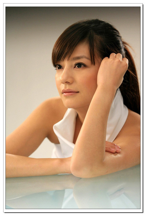 Top 10 sao nữ được mày râu Trung Quốc khao khát ảnh 5 Top 10 sao nữ được mày râu Trung Quốc khao khát ảnh 5