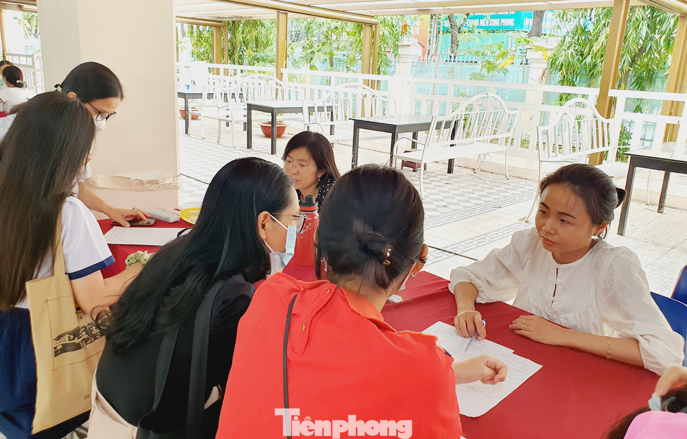 Việc đăng ký chon môn nào, bỏ môn nào là không hề dễ dàng với phụ huynh và học sinh Việc đăng ký chon môn nào, bỏ môn nào là không hề dễ dàng với phụ huynh và học sinh