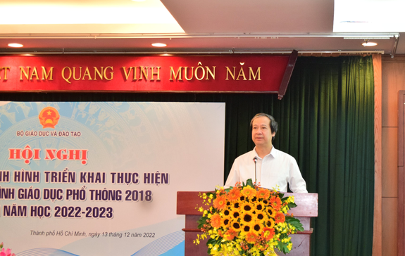 Bộ trưởng Bộ GD&ĐT Nguyễn Kim Sơn phát biểu tại hội nghị Bộ trưởng Bộ GD&ĐT Nguyễn Kim Sơn phát biểu tại hội nghị