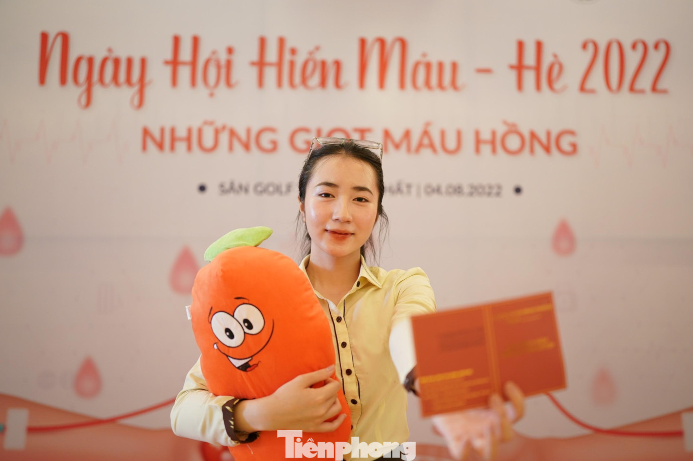 Nhiều bạn trẻ hào hứng và vui mừng sau khi hiến máu và hứa hẹn sẽ tiếp tục tham gia hoạt động ý nghĩa này trong những lần tiếp theo