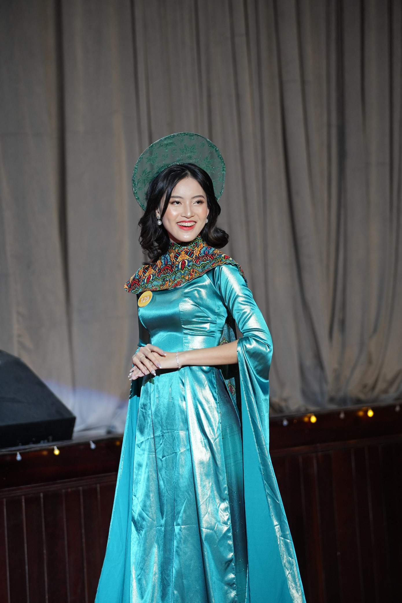 Thiên Nhi cho hay, đêm chung kết Miss Banking 2022 diễn ra sau đêm chung kết cuộc thi Hoa hậu Việt Nam 2 hôm nên cô bạn có nhiều cơ hội học hỏi. “Em đã xem hết toàn bộ đêm chung kết cuộc thi Hoa hậu Việt Nam, bản thân em học được nhiều điều từ cách trình diễn, ứng xử, sự tự tin của các thí sinh Hoa hậu Việt Nam, từ đó rút kinh nghiệm cho bản thân”, Thiên Nhi chia sẻ. Một ngày sau khi trở thành hoa khôi, nữ sinh cho hay, cảm giác của cô vẫn còn lâng lâng, hạnh phúc và tự hào. Tuy nhiên, em sẽ nhanh chóng trở lại cuộc sống thường ngày để tiếp tục với việc học, đặc biệt là chuẩn bị cho kỳ thi học kỳ sắp diễn ra.