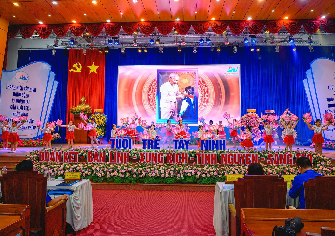 Nhiều hoạt động ý nghĩa tại Đại hội.