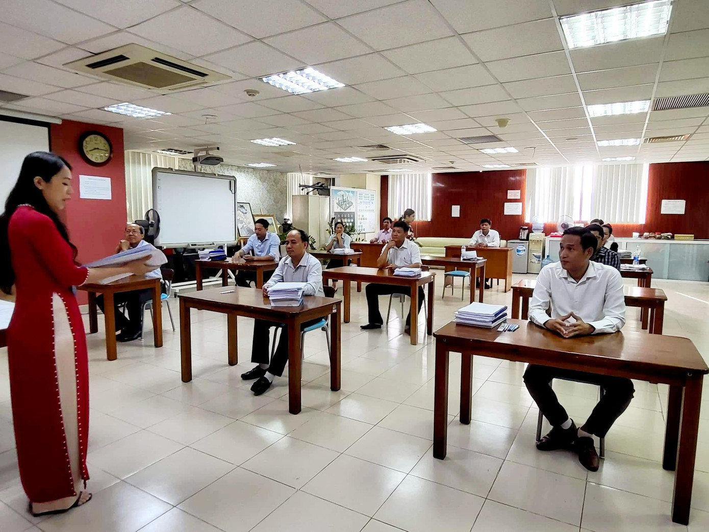 Các thí sinh tham gia dự thi phó hiệu trưởng tại TPHCM hồi tháng 11/2022