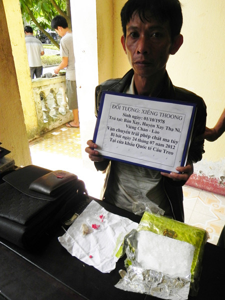 Đối tượng Thoong Đa Sạ Vong và tang vật vụ án