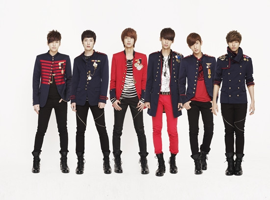 Hình ảnh quen thuộc của Boyfriend Youngmin Jungmin Kwangmin Minwoo