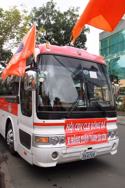 Các CĐV XMXT Sài Gòn đầy khí thế