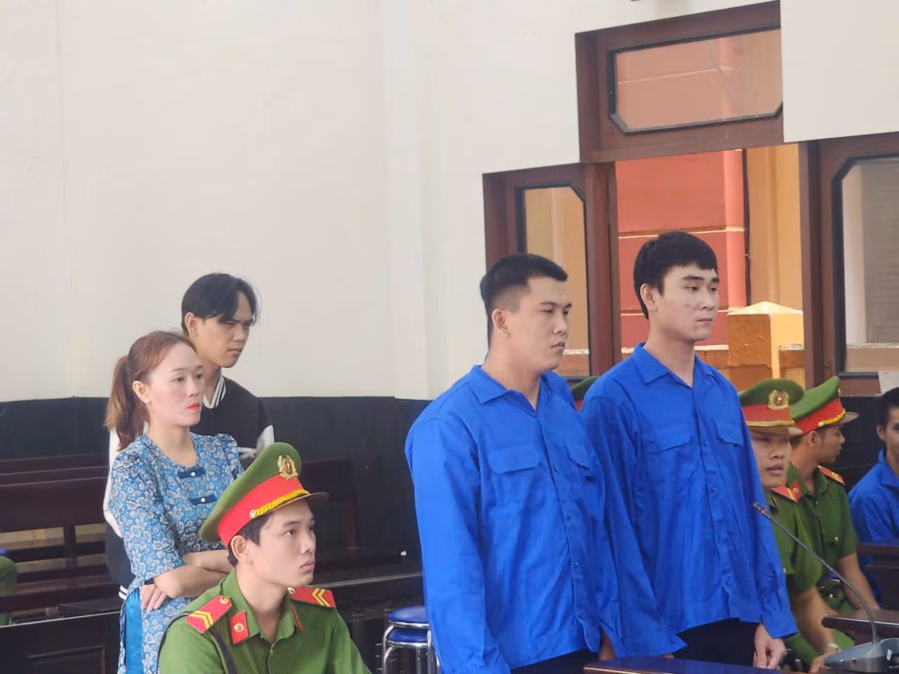 Các bị cáo tại phiên tòa.
