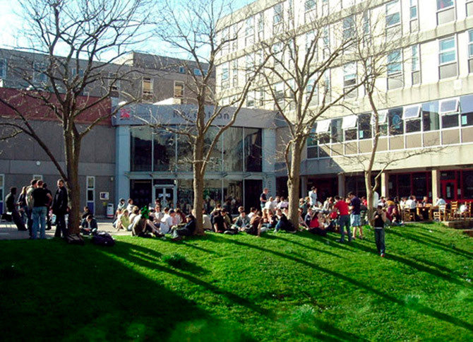 ĐH West of England, Bristol: 94,4% SV tìm được việc làm hoặc học cao hơn sau khi tốt nghiệp 6 tháng