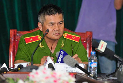 Ai là nạn nhân của 'Thánh cô cô bóc'? ảnh 3