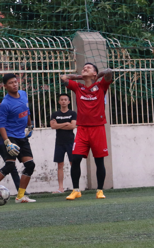 Tuấn Hưng “quần đùi áo số” quyên góp ủng hộ người dân vùng lũ ảnh 5