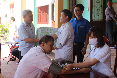 Thanh niên Bắc Giang háo hức ra quân tình nguyện hè 2017 ảnh 2