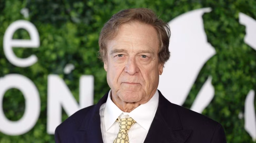 Tài tử 73 tuổi John Goodman cũng nằm trong danh sách ngôi sao bị mất nhà do hậu quả của vụ cháy rừng thảm khốc. Ảnh: Getty Images.