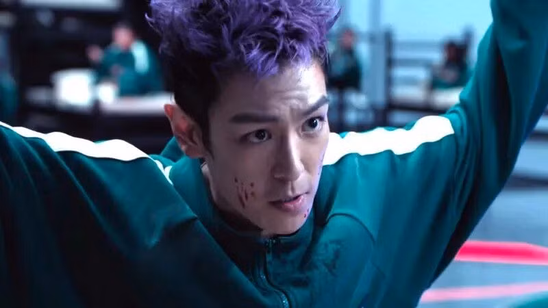 T.O.P thủ vai Thanos, cựu rapper nghiện ngập, trong Squid Game 2.