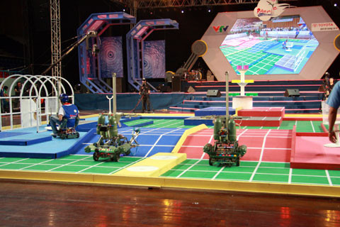 Robot chạy tốc độ ngang ngửa nhau