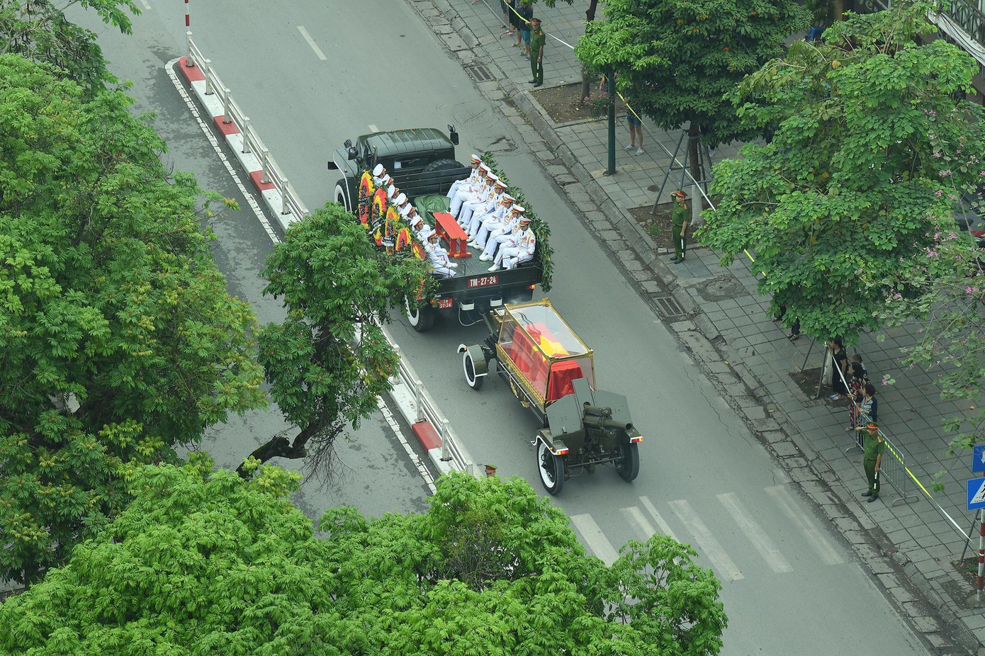 Lễ an táng nguyên Chủ tịch nước Lê Đức Anh ảnh 78