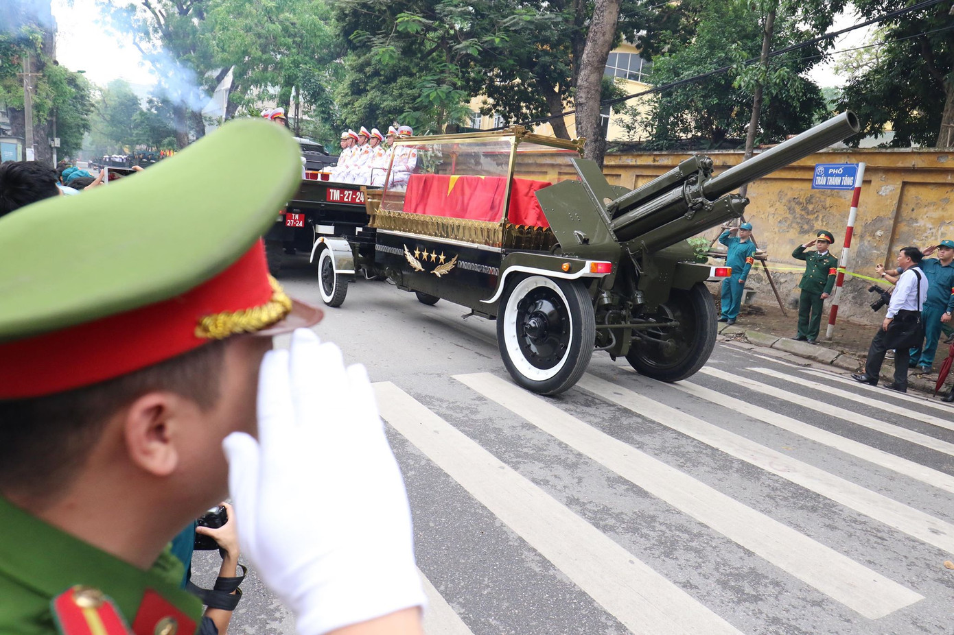 Lễ an táng nguyên Chủ tịch nước Lê Đức Anh ảnh 97