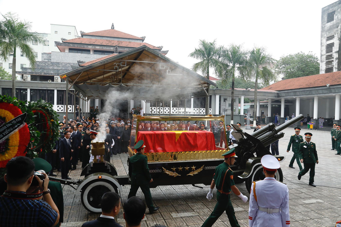 Lễ an táng nguyên Chủ tịch nước Lê Đức Anh ảnh 93