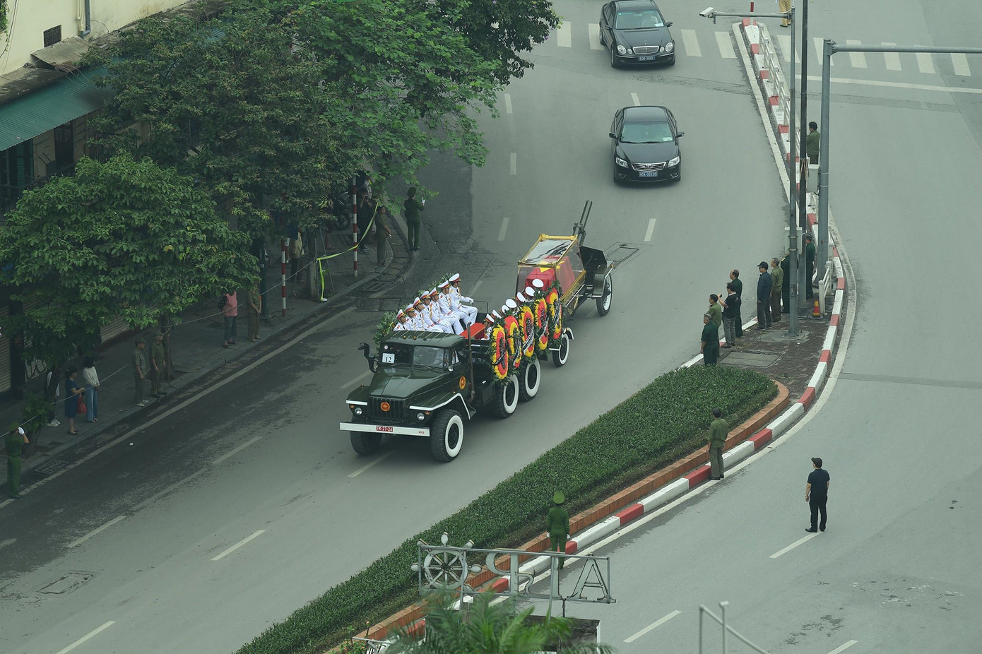 Lễ an táng nguyên Chủ tịch nước Lê Đức Anh ảnh 77