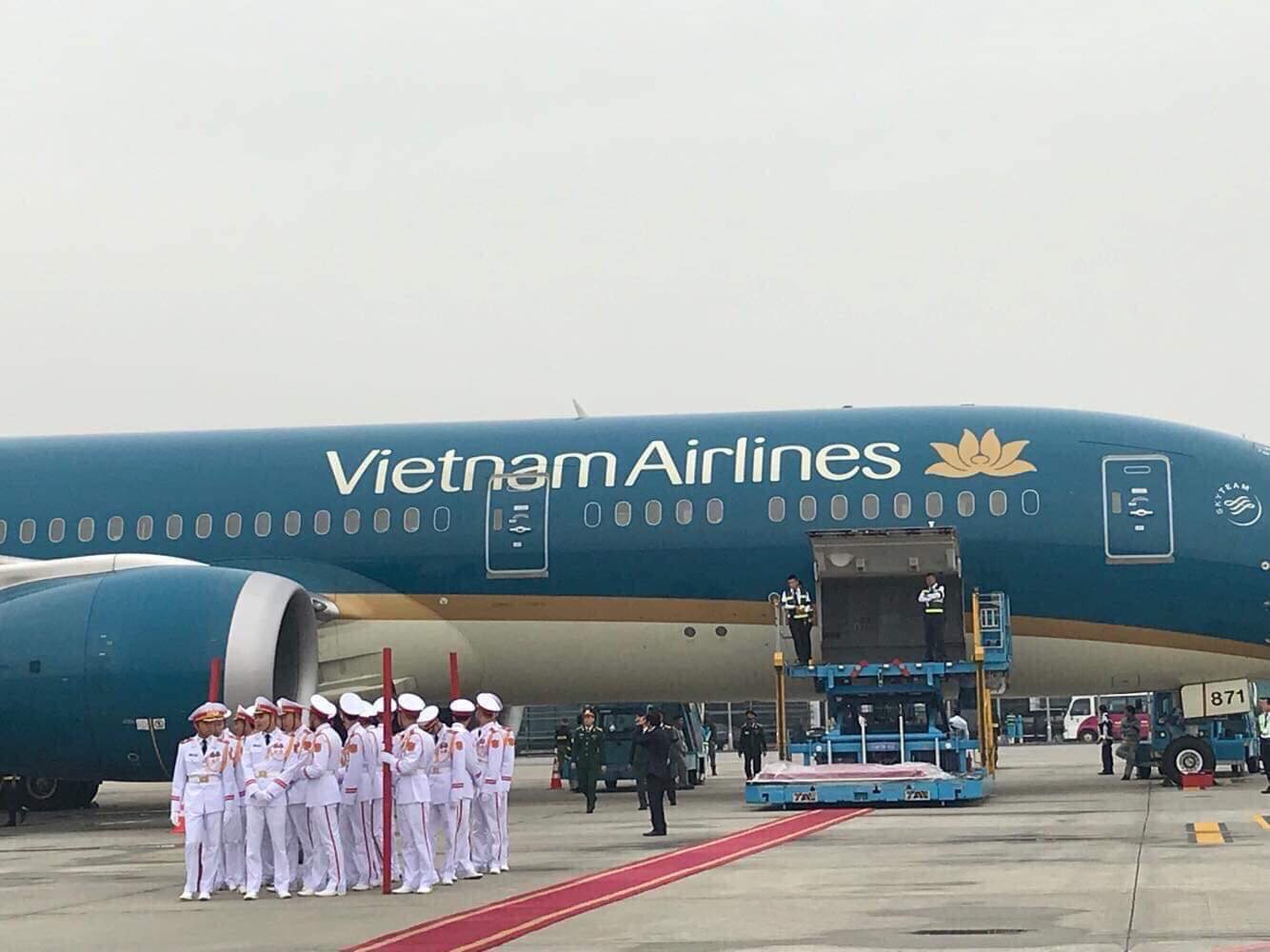 Lễ an táng nguyên Chủ tịch nước Lê Đức Anh ảnh 70