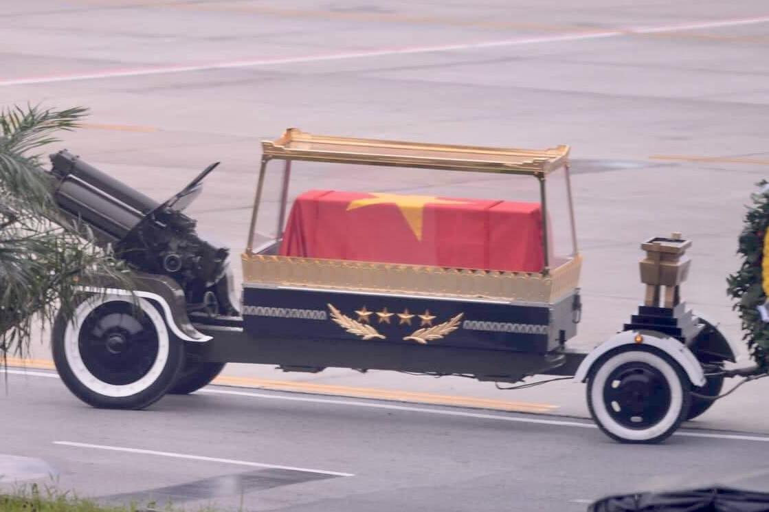 Lễ an táng nguyên Chủ tịch nước Lê Đức Anh ảnh 62