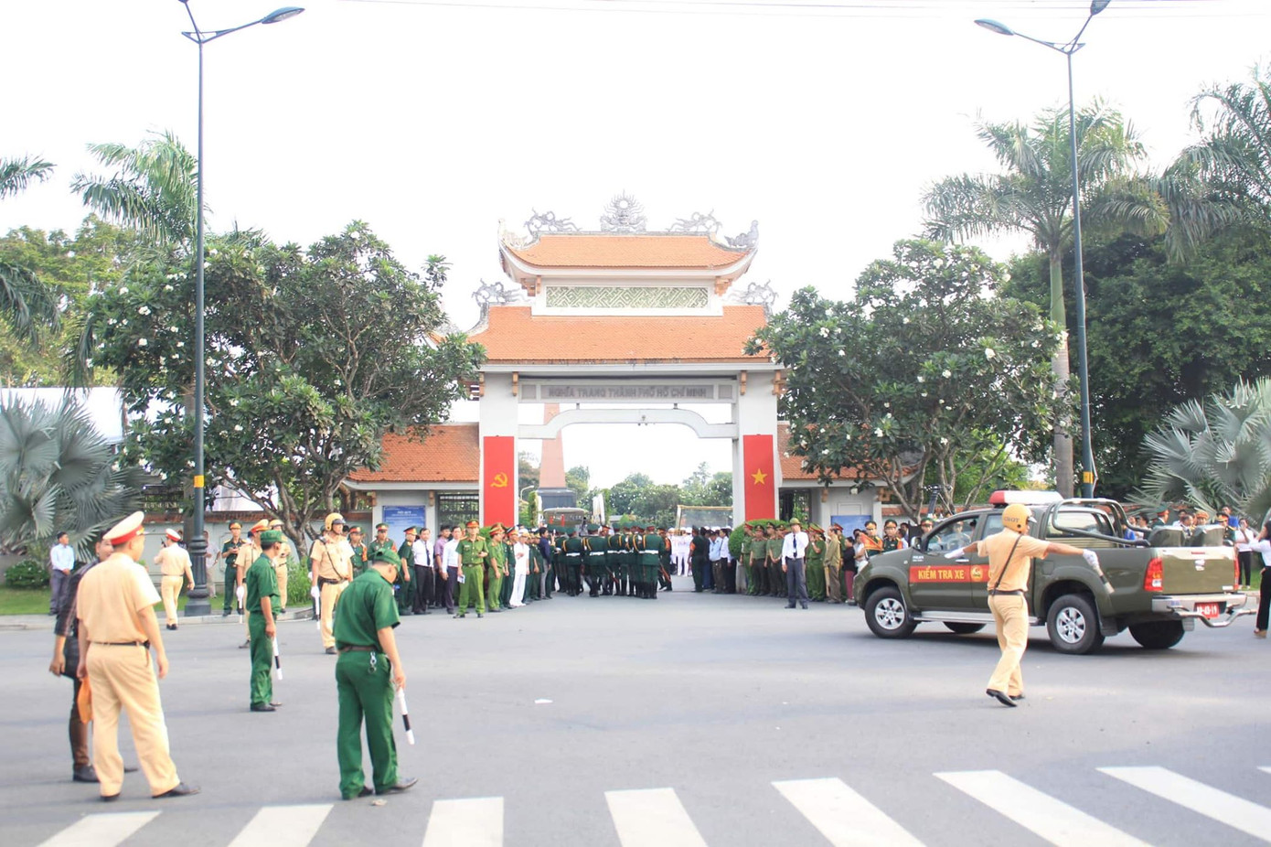 Lễ an táng nguyên Chủ tịch nước Lê Đức Anh ảnh 18