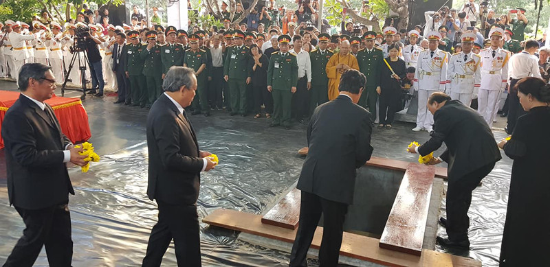 Lễ an táng nguyên Chủ tịch nước Lê Đức Anh ảnh 12